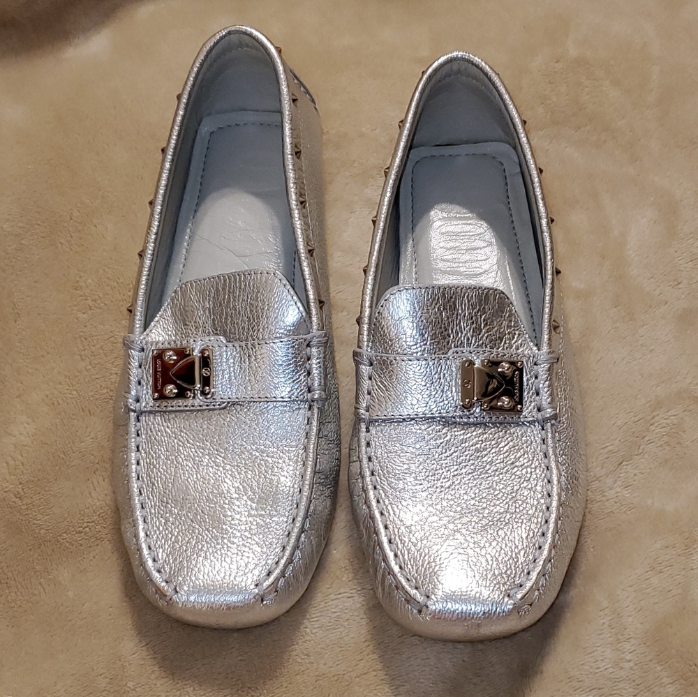 AUTHENTIC Louis Vuitton Silver Studded Driving Loafers EU37.5 PERFECT CONDITION